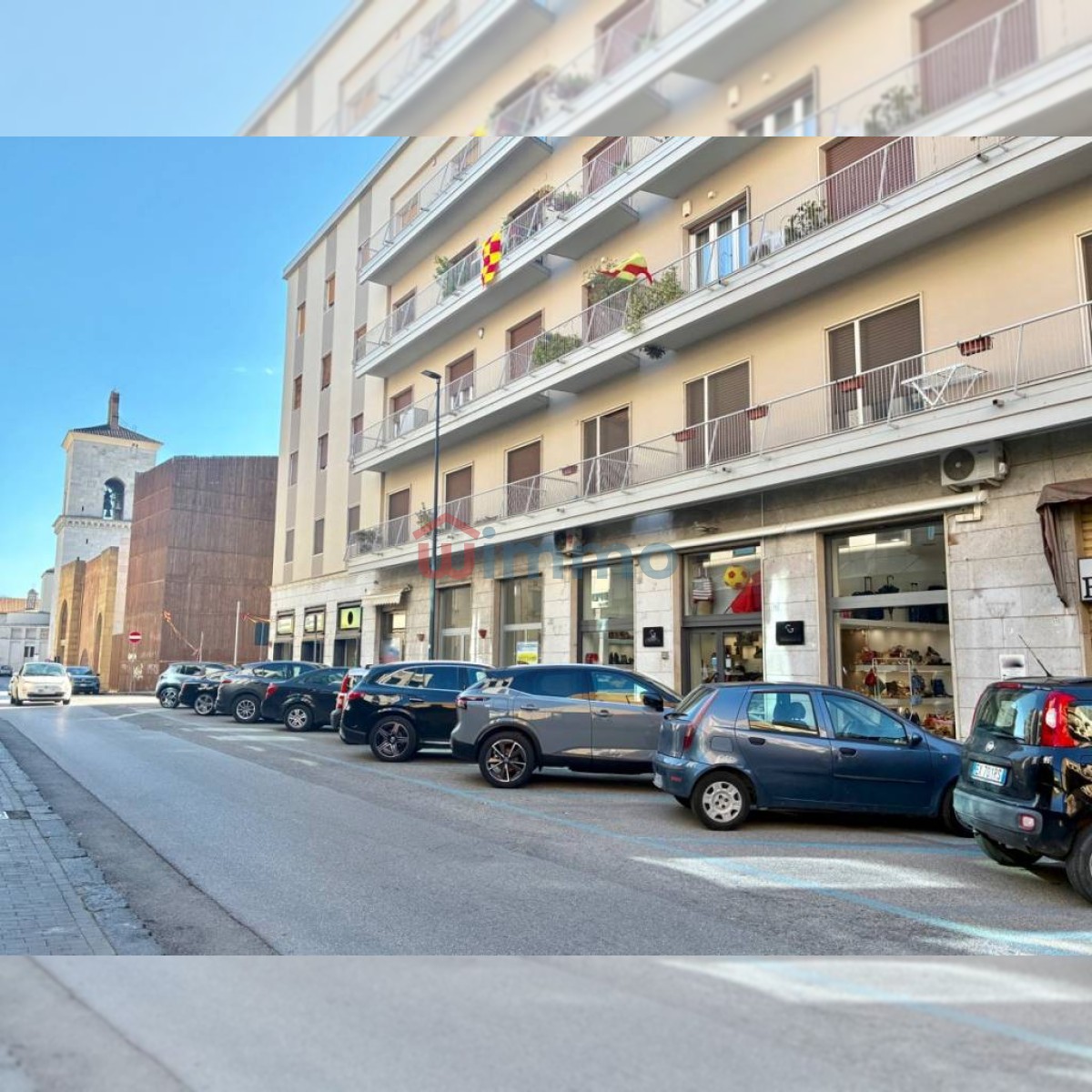 Locale commerciale Via Ennio Goduti, Benevento
