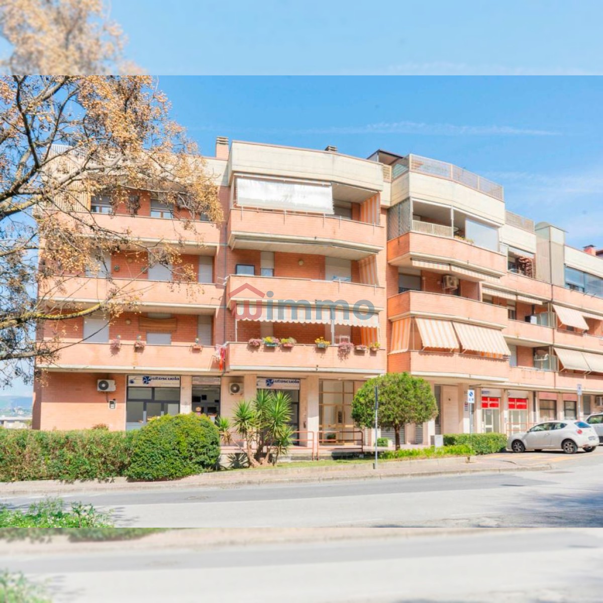 Locale commerciale Via Pietro Collevaccino, Benevento
