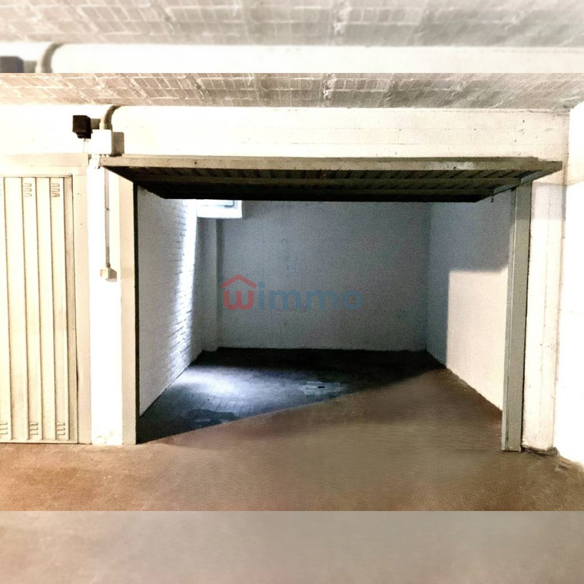 Garage/Posto auto in vendita - Via Genuzio Bentini 25, Bologna