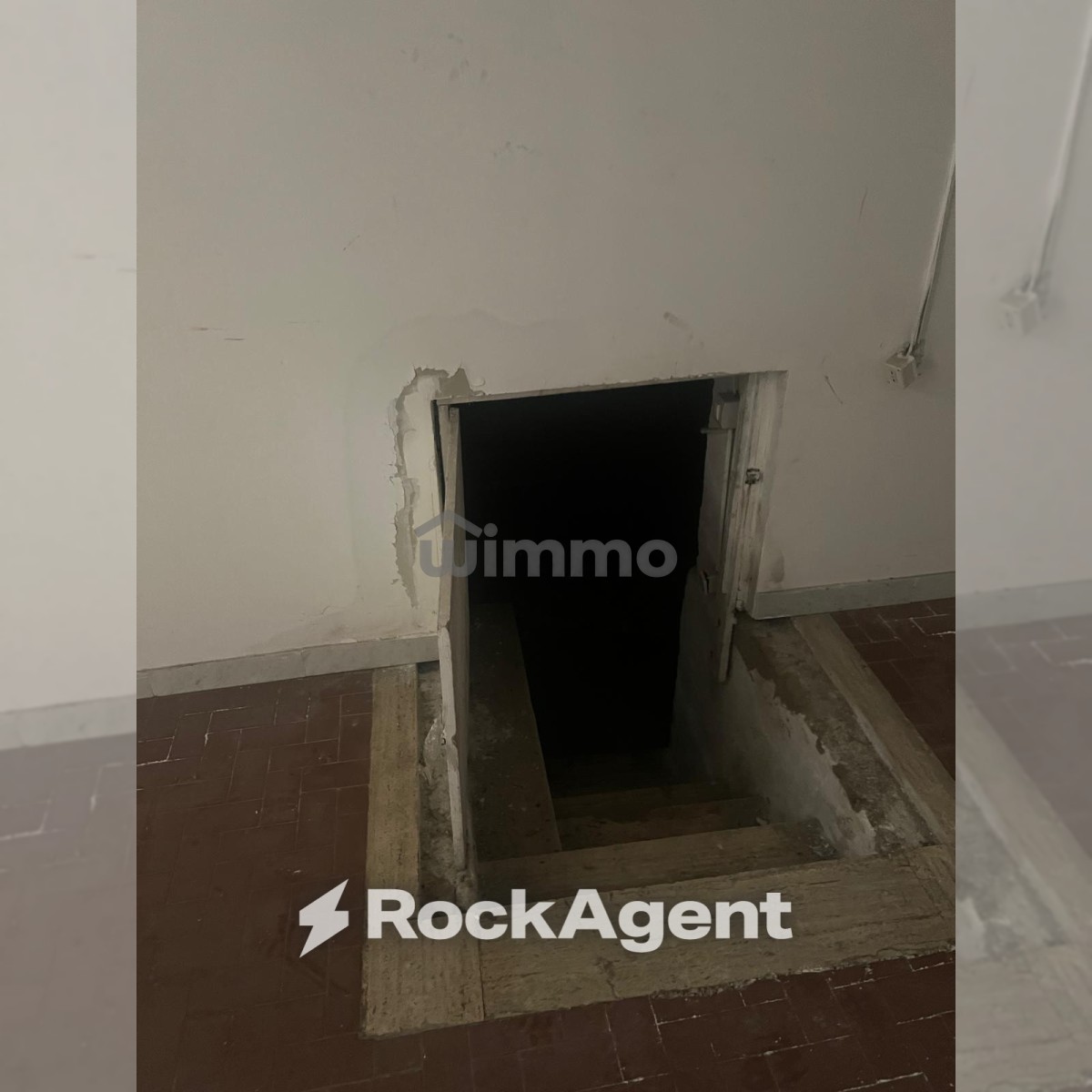 Box / Garage in affitto, via Enrico Alvino 2, Vomero, Napoli