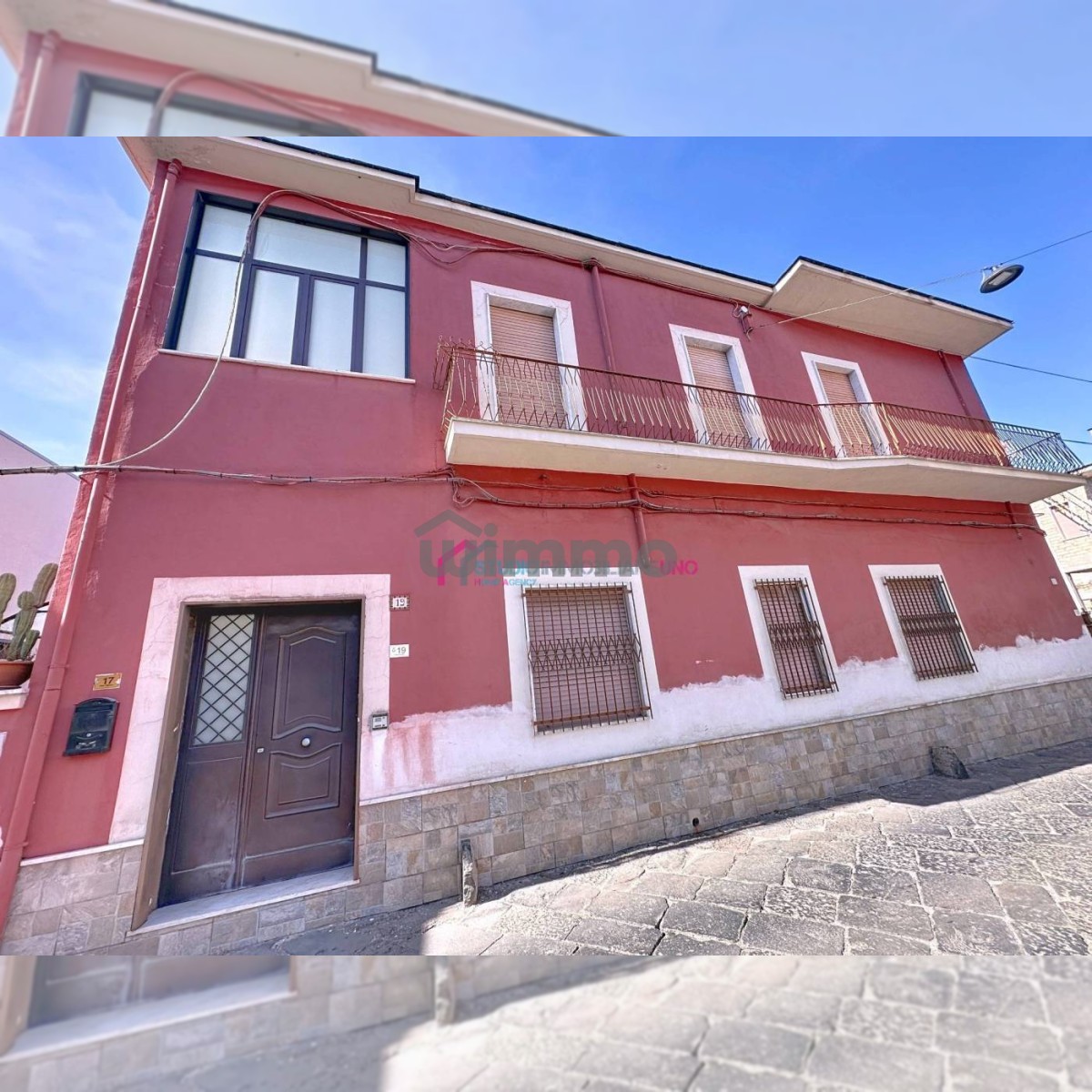 Esterno