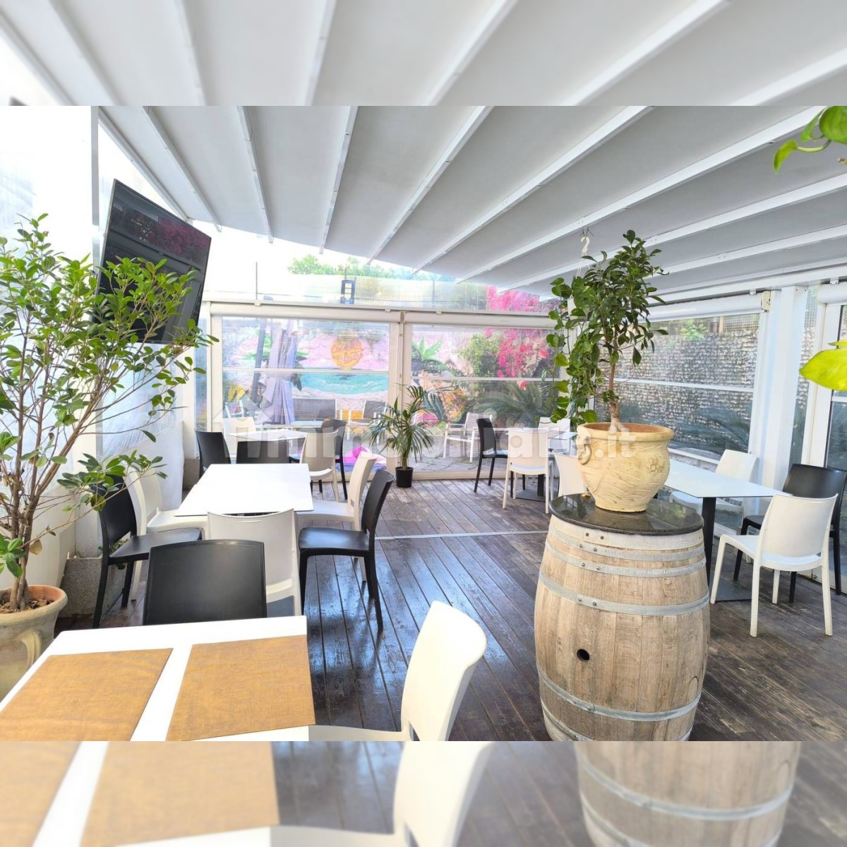 Locale commerciale Nola