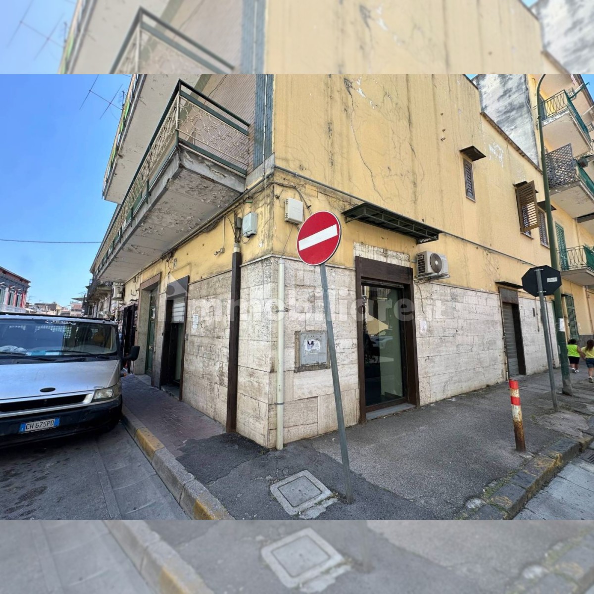 Locale commerciale Afragola